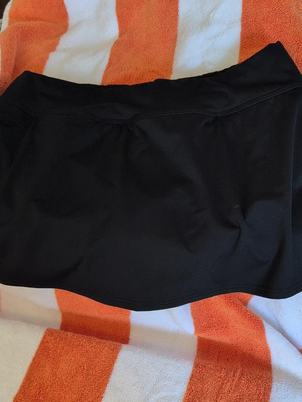 Lands End black athletic